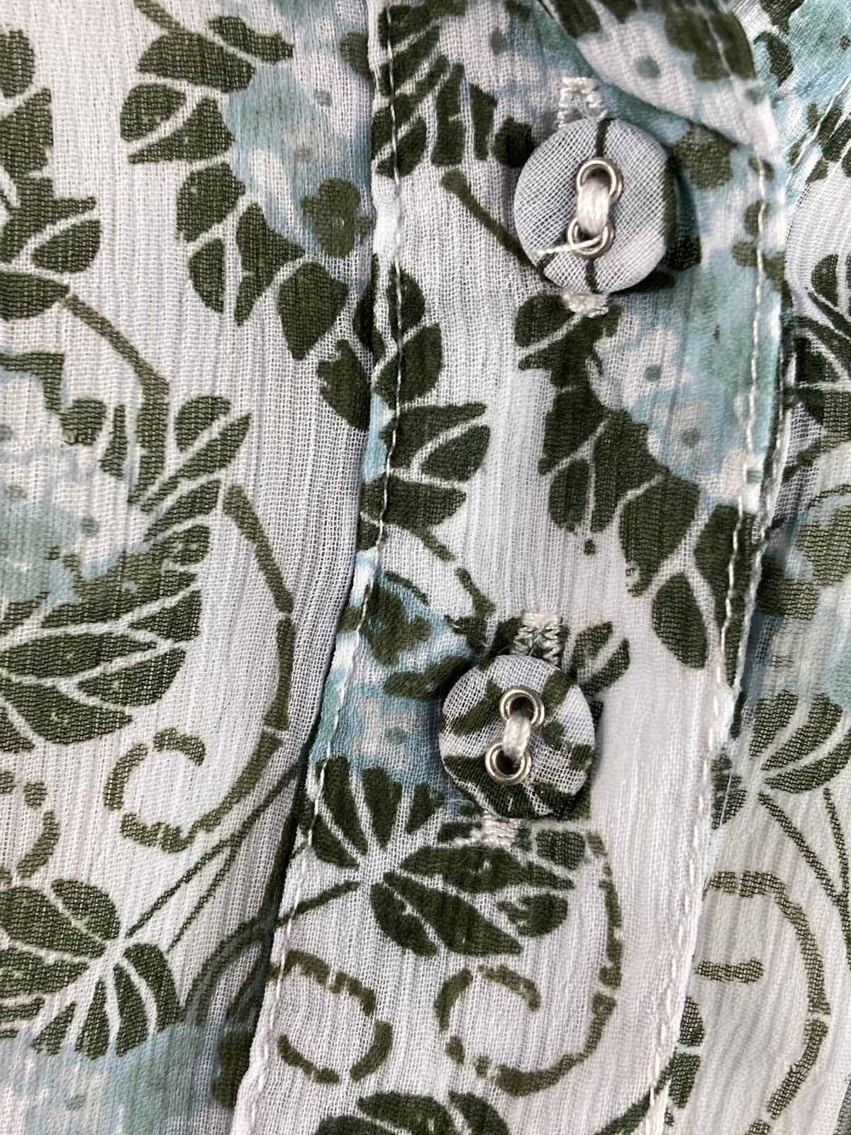 Kut from the Kloth Blouse Floral Split Neck Green Blue White Size Large