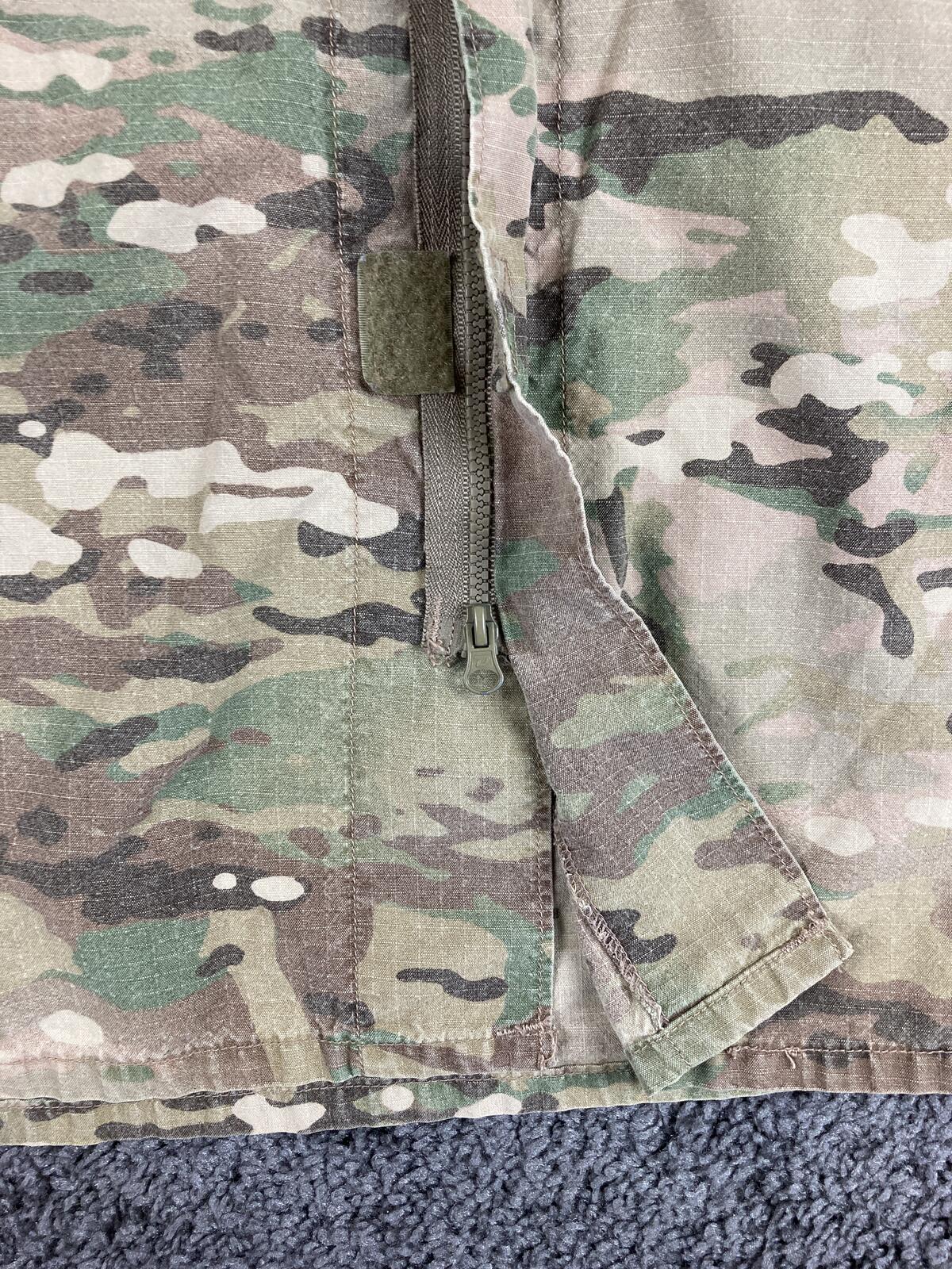 US Army OCP Combat Coat Mens Regular Multicam Camo Jacket FR Sz Medium