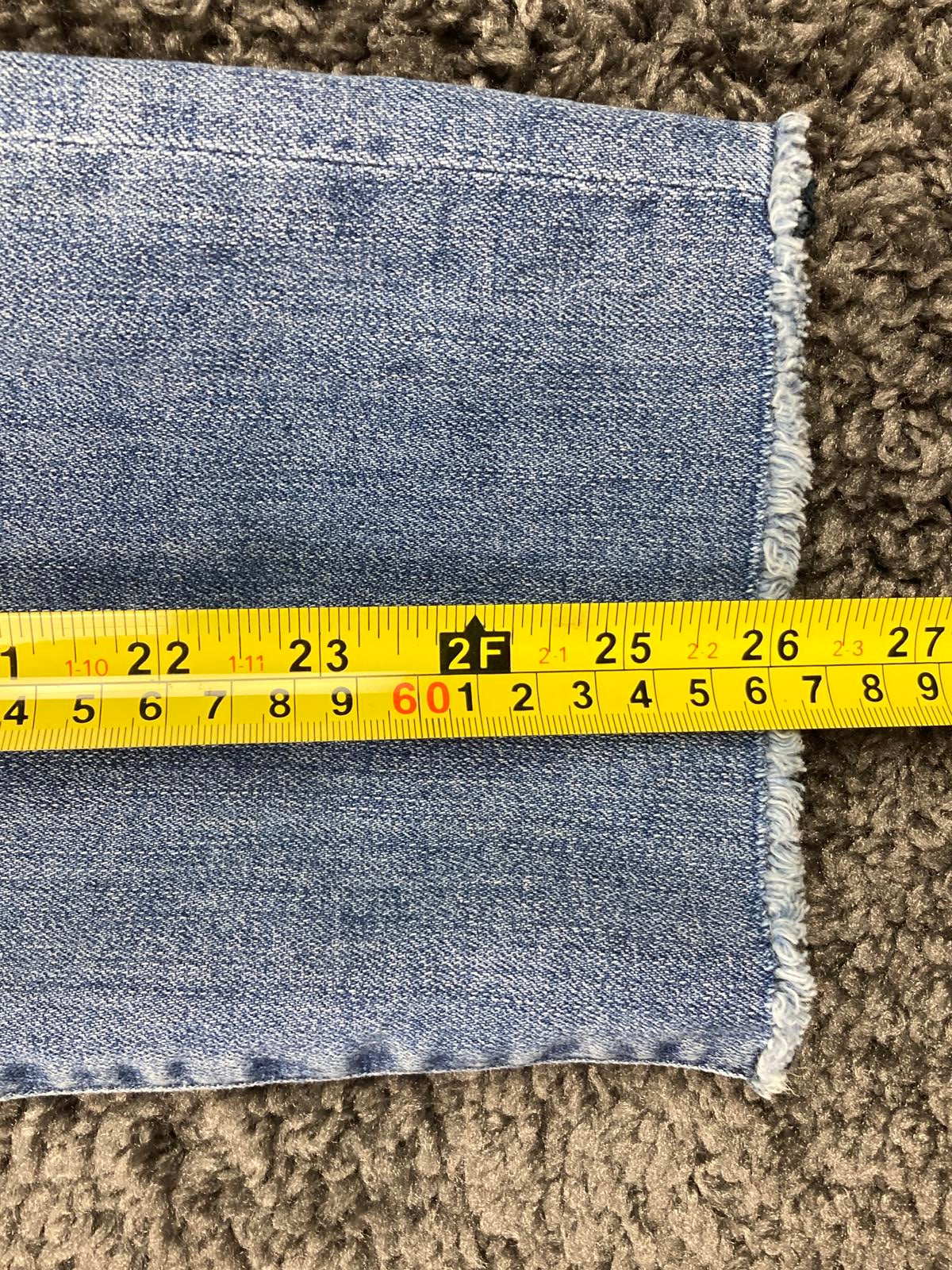 KUT from the Kloth Catherine Jeans  Womens Crop Straight Leg Raw Hem Sz 10