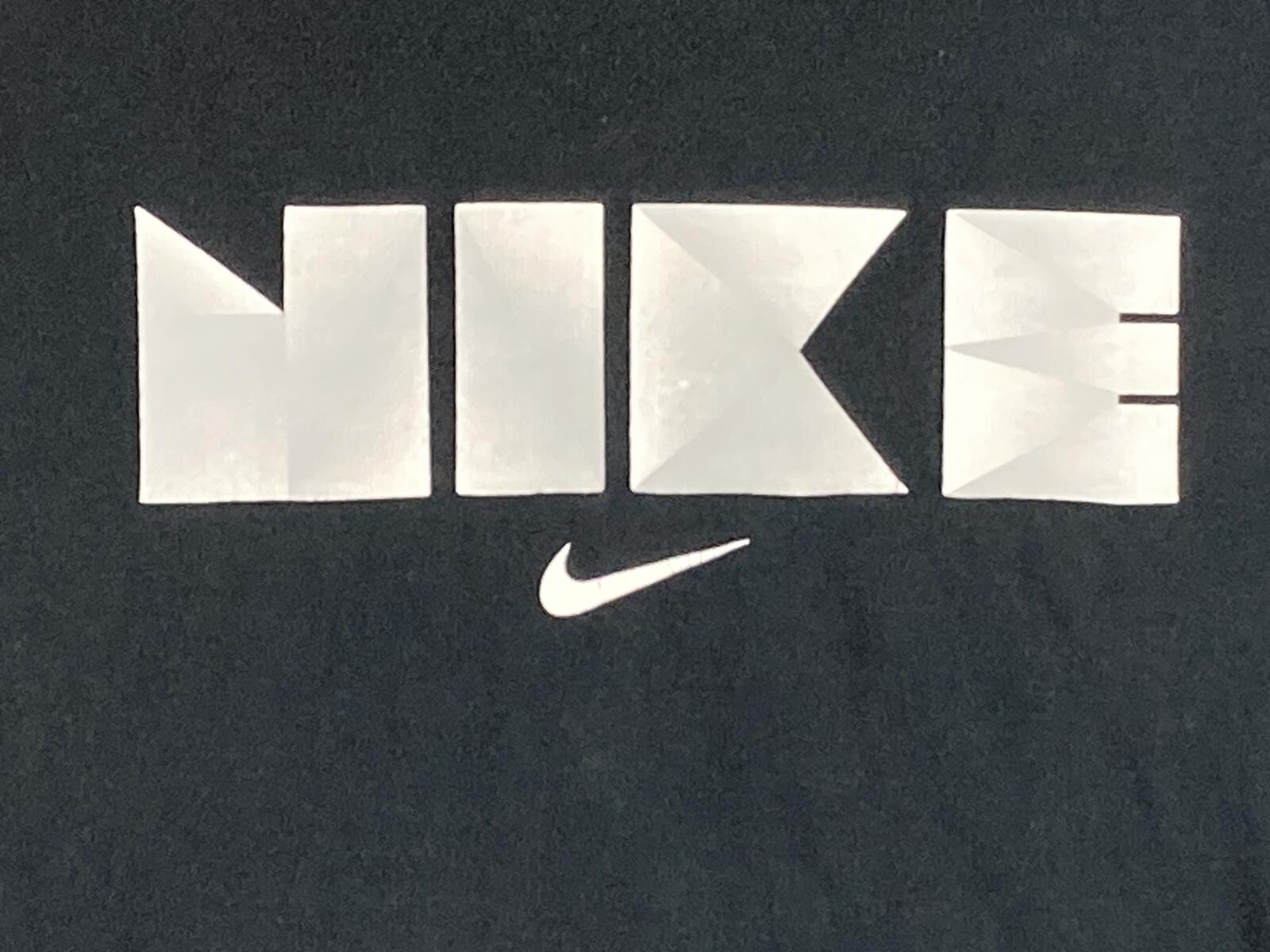 Nike Men T-Shirt Black The Athletic Dept Geometric Block Logo Graphic Tee Sz XL