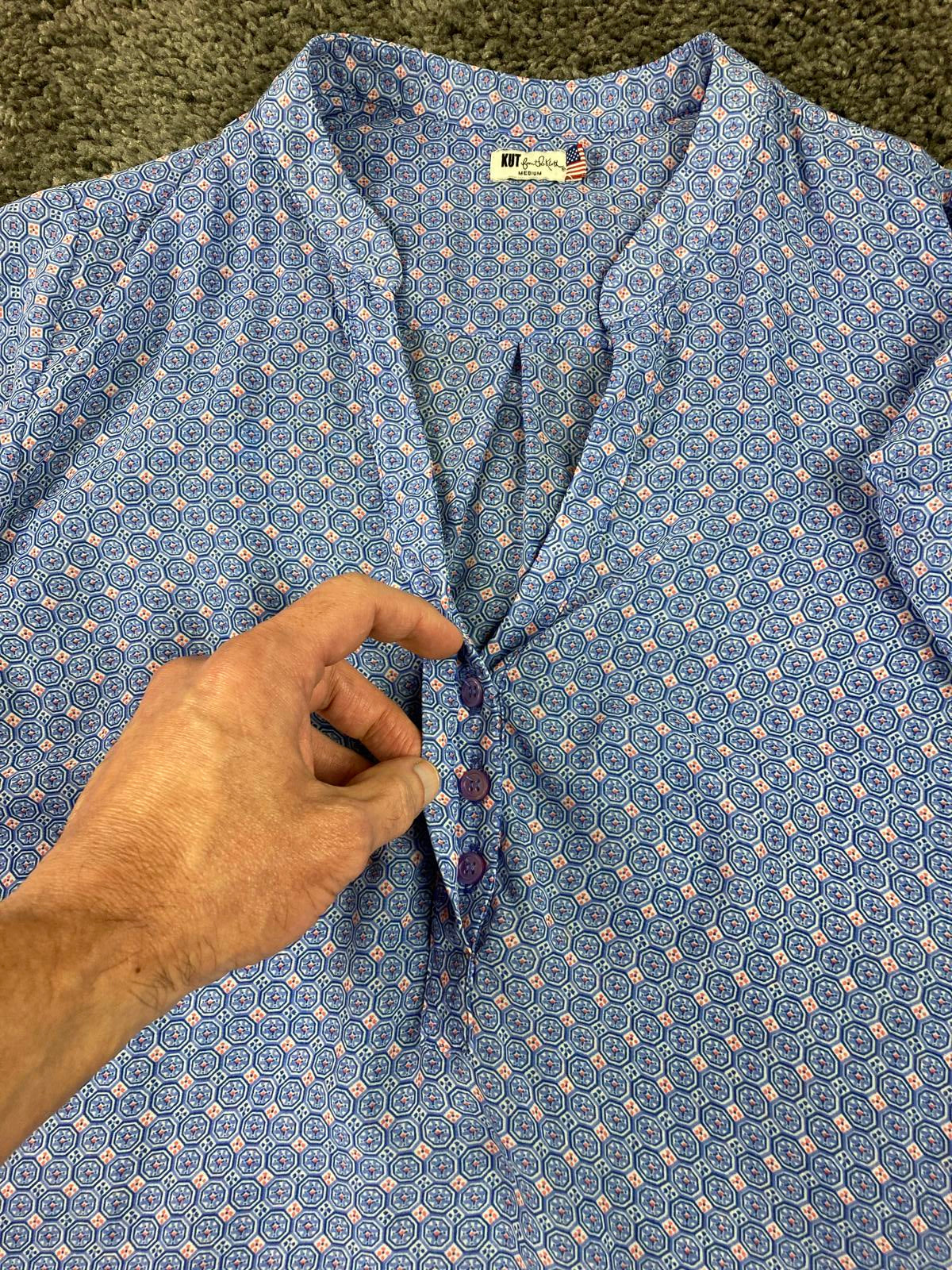 KUT from the Kloth Jasmine Blouse Blue Geometric Medallion Roll Tab Medium