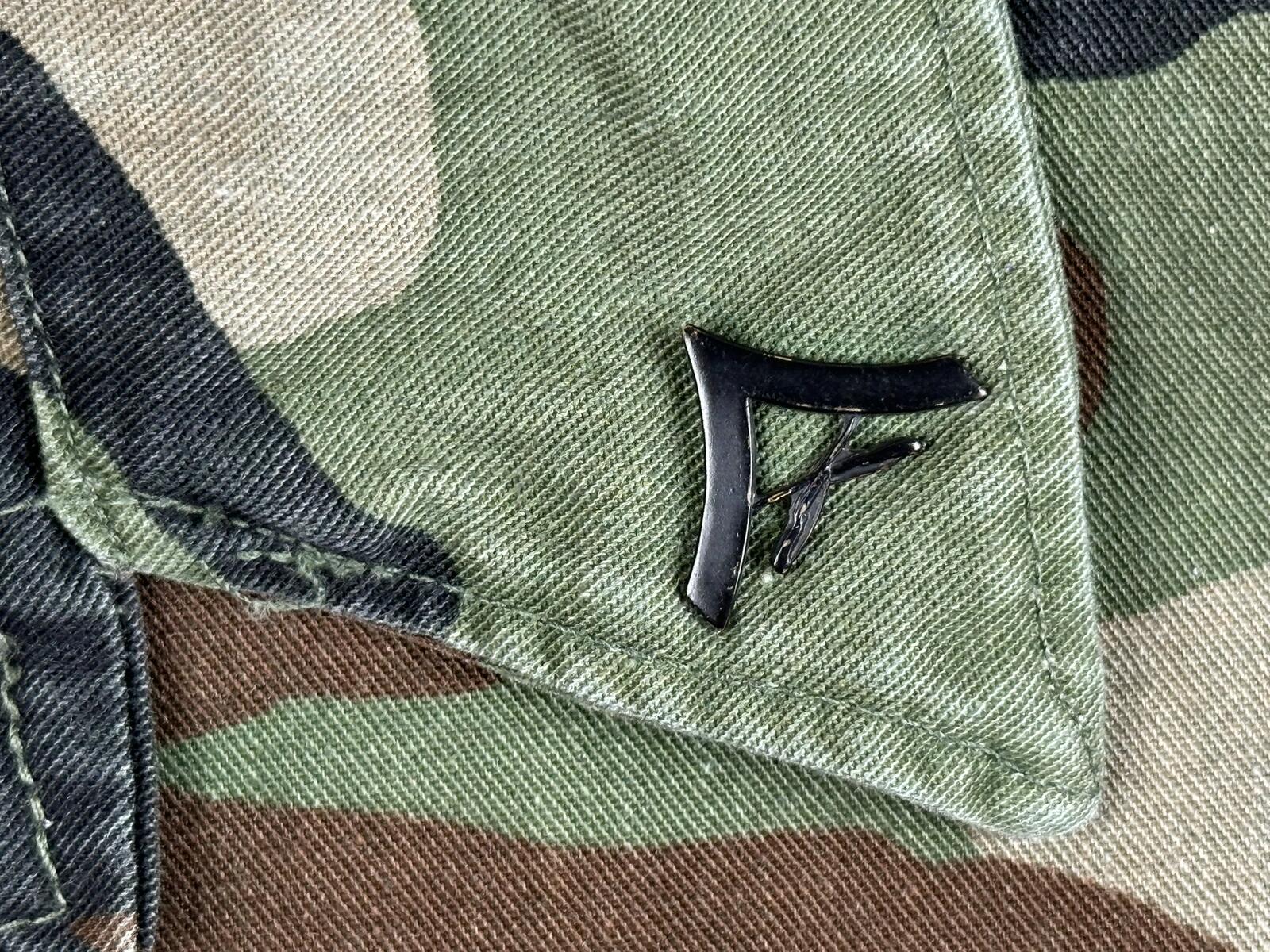 Vintage USMC M81 Woodland Camo BDU Combat Coat Jacket  Regular Rank Pins Sz S