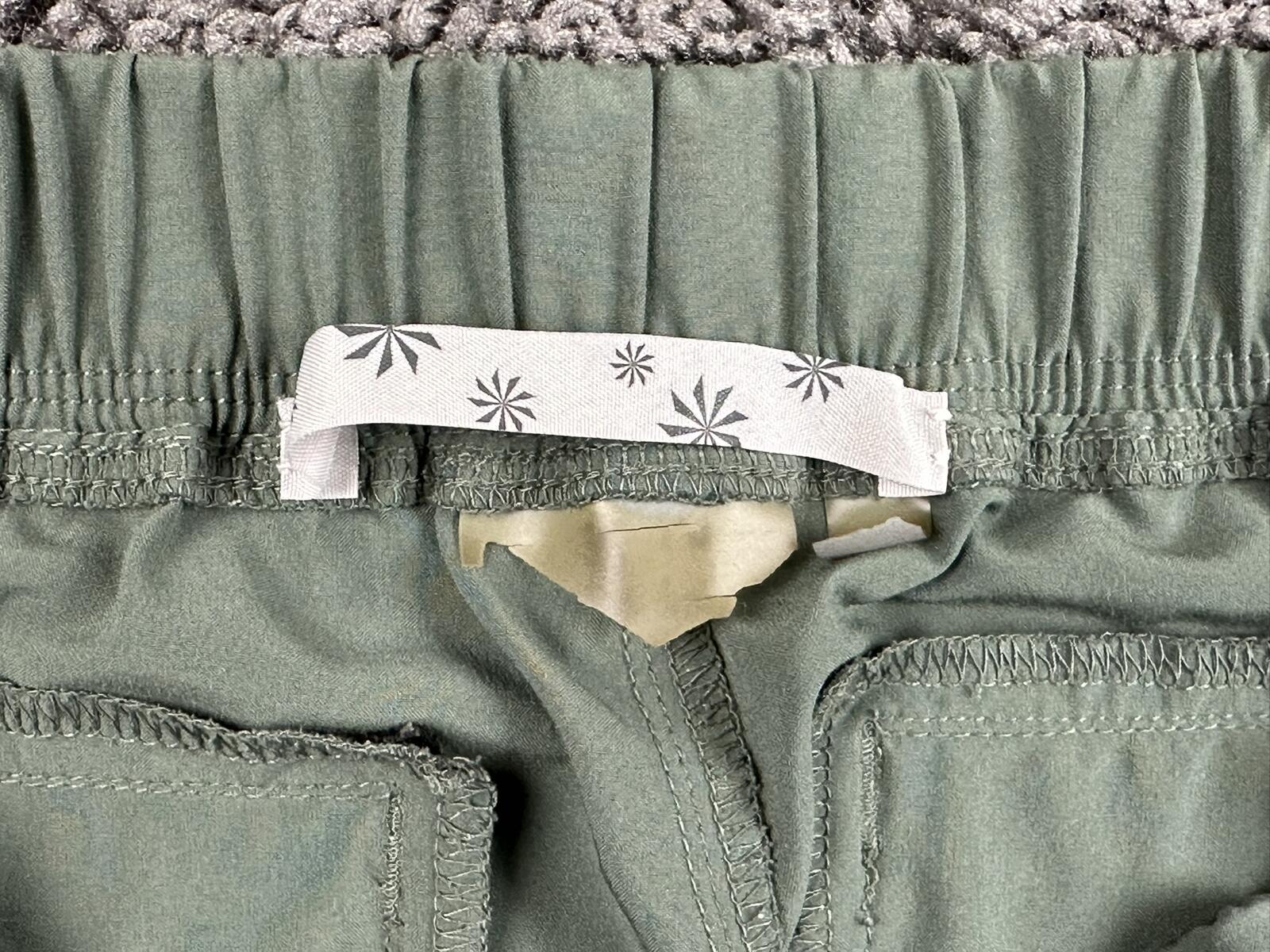 Athleta Aspire Ankle Green Ruched Stretch Jogger Pant Zip Pockets Womens Size 4