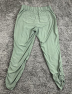 Athleta Aspire Ankle Green Ruched Stretch Jogger Pant Zip Pockets Womens Size 4