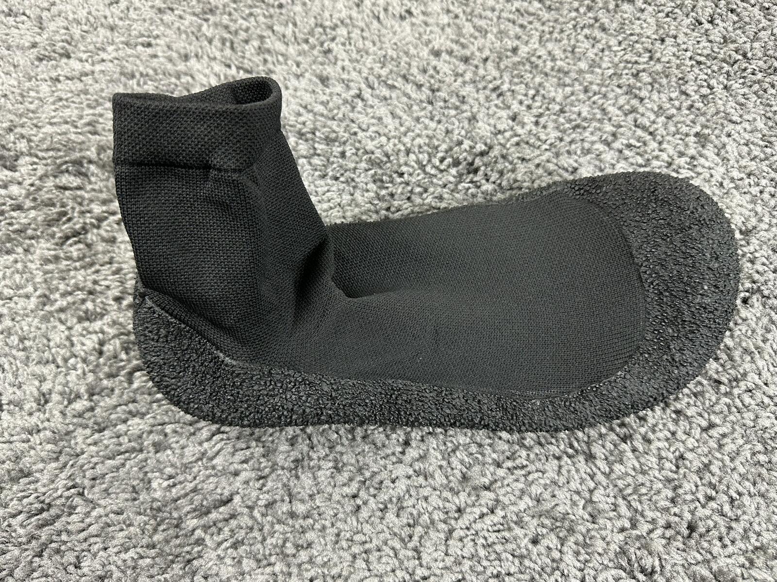 Black Aqua Socks Water Shoes Slip On EU 43/US 9.5-10 NWOT