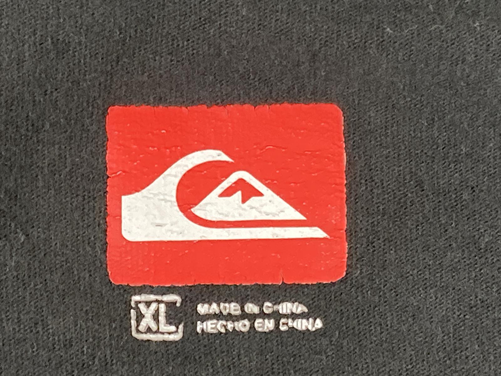 Quiksilver Men’s-Shirt Black Yellow Logo Distressed Graphic Surf Skate Tee XLT
