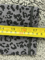 Athleta Salutation II Capri Leggings Gray Leopard Stash Pockets Yoga Pants XSP