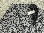 Athleta Salutation II Capri Leggings Gray Leopard Stash Pockets Yoga Pants XSP