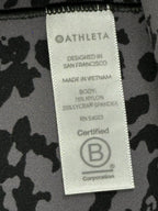 Athleta Salutation II Capri Leggings Gray Leopard Stash Pockets Yoga Pants XSP