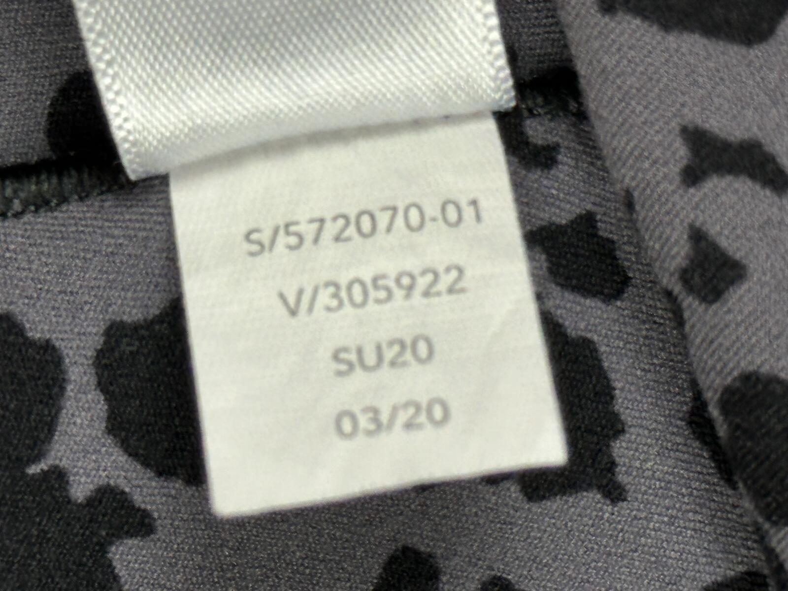 Athleta Salutation II Capri Leggings Gray Leopard Stash Pockets Yoga Pants XSP