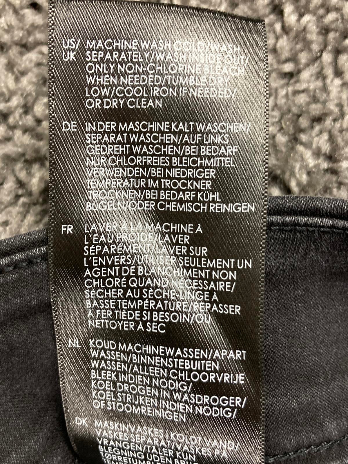 Liverpool Los Angeles The Skinny High Rise Pull On Jeans Black Rinse Size 6 / 28