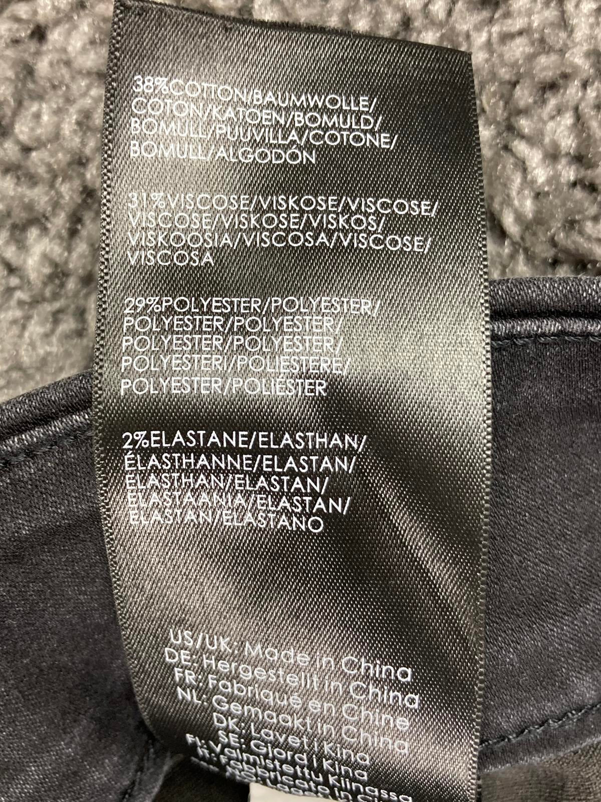 Liverpool Los Angeles The Skinny High Rise Pull On Jeans Black Rinse Size 6 / 28