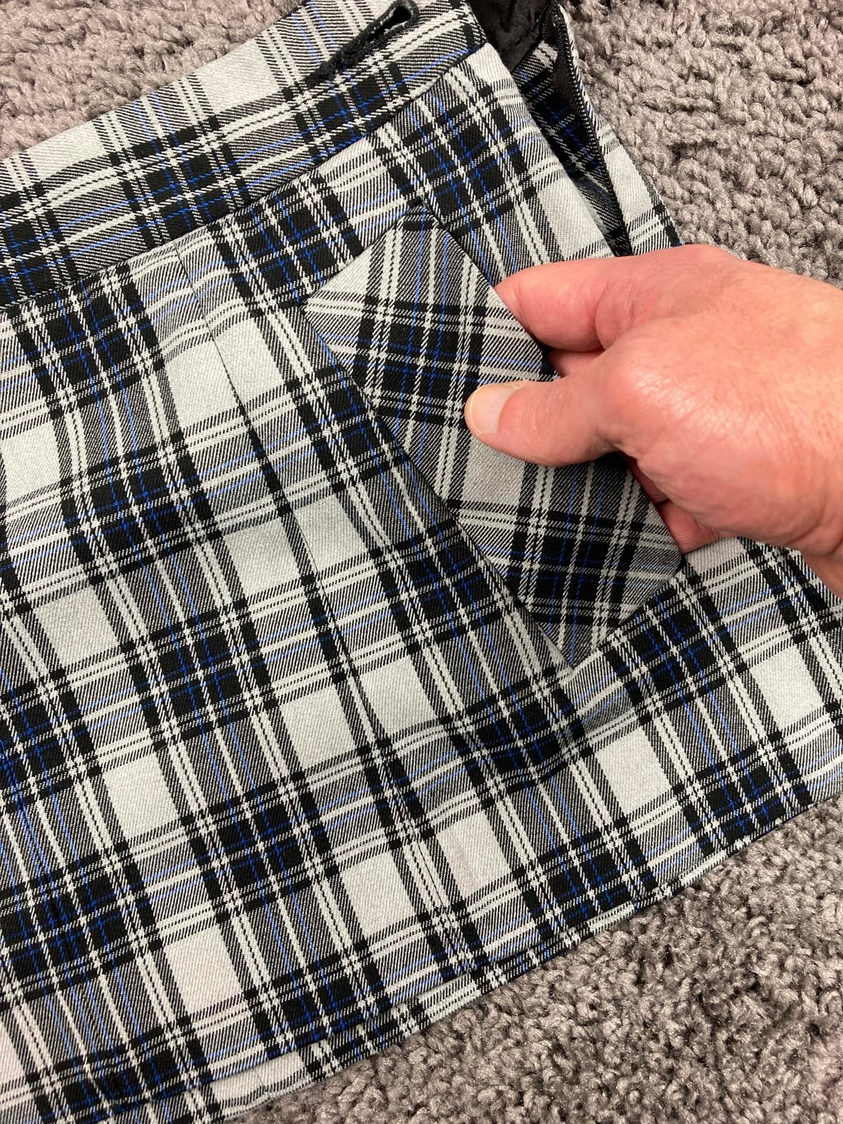 Guess Women Plaid Mini Skirt Size 28 Blue Gray Y2K Style Zip Closure