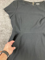 Tahari Arthur S Levine Black Lined Sheath Dress Pockets Gold Zipper Sz 16