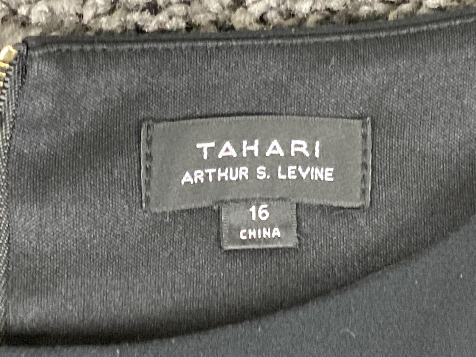 Tahari Arthur S Levine Black Lined Sheath Dress Pockets Gold Zipper Sz 16