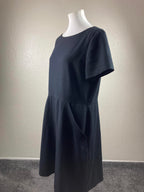Tahari Arthur S Levine Black Lined Sheath Dress Pockets Gold Zipper Sz 16