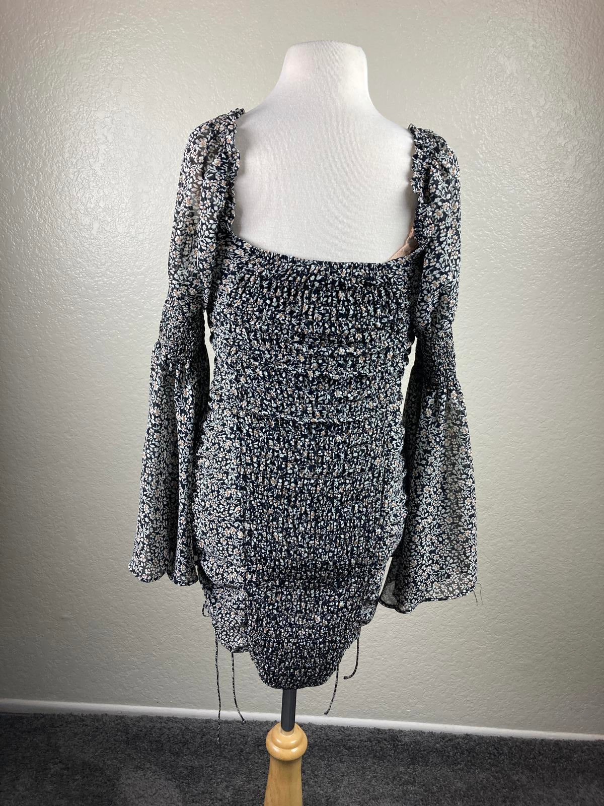 Vici Morris Floral Bell Sleeve Ruched Mini Dress Black White Boho Square Neck S
