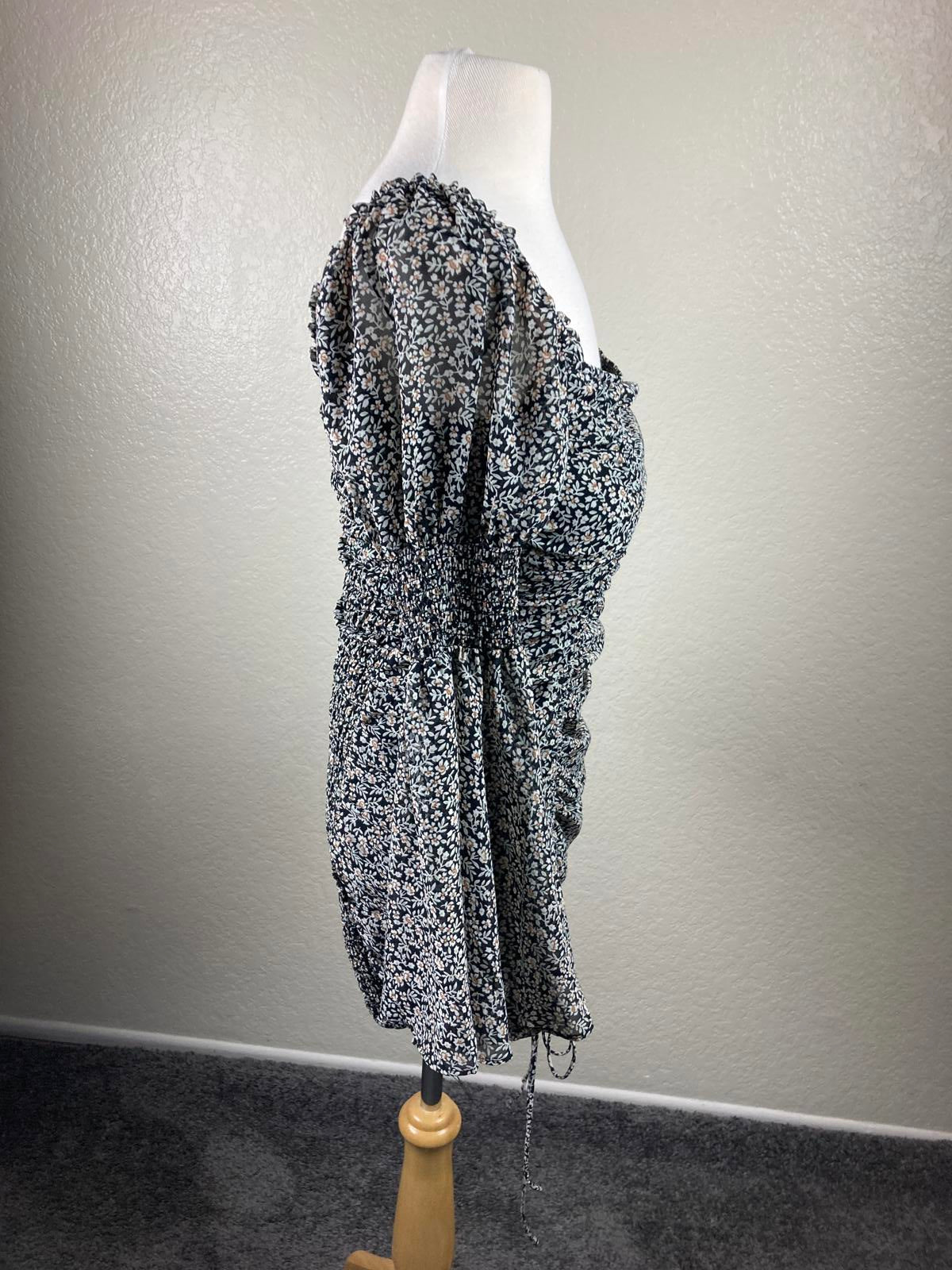 Vici Morris Floral Bell Sleeve Ruched Mini Dress Black White Boho Square Neck S
