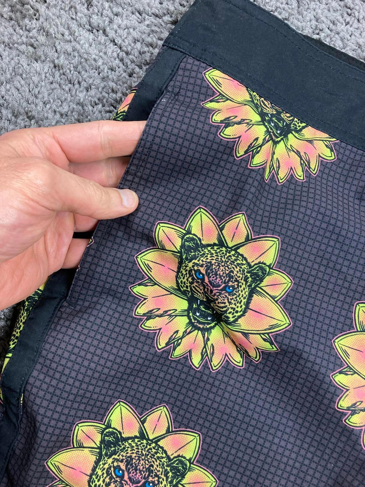 Vintage Y2K Lost Enterprises Board Shorts Swim Trunks Men’s 38 Leopard Graphic