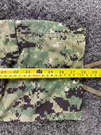 US Navy NWU Type III AOR2 Digital Camo Cargo Military Trousers Medium X-Short