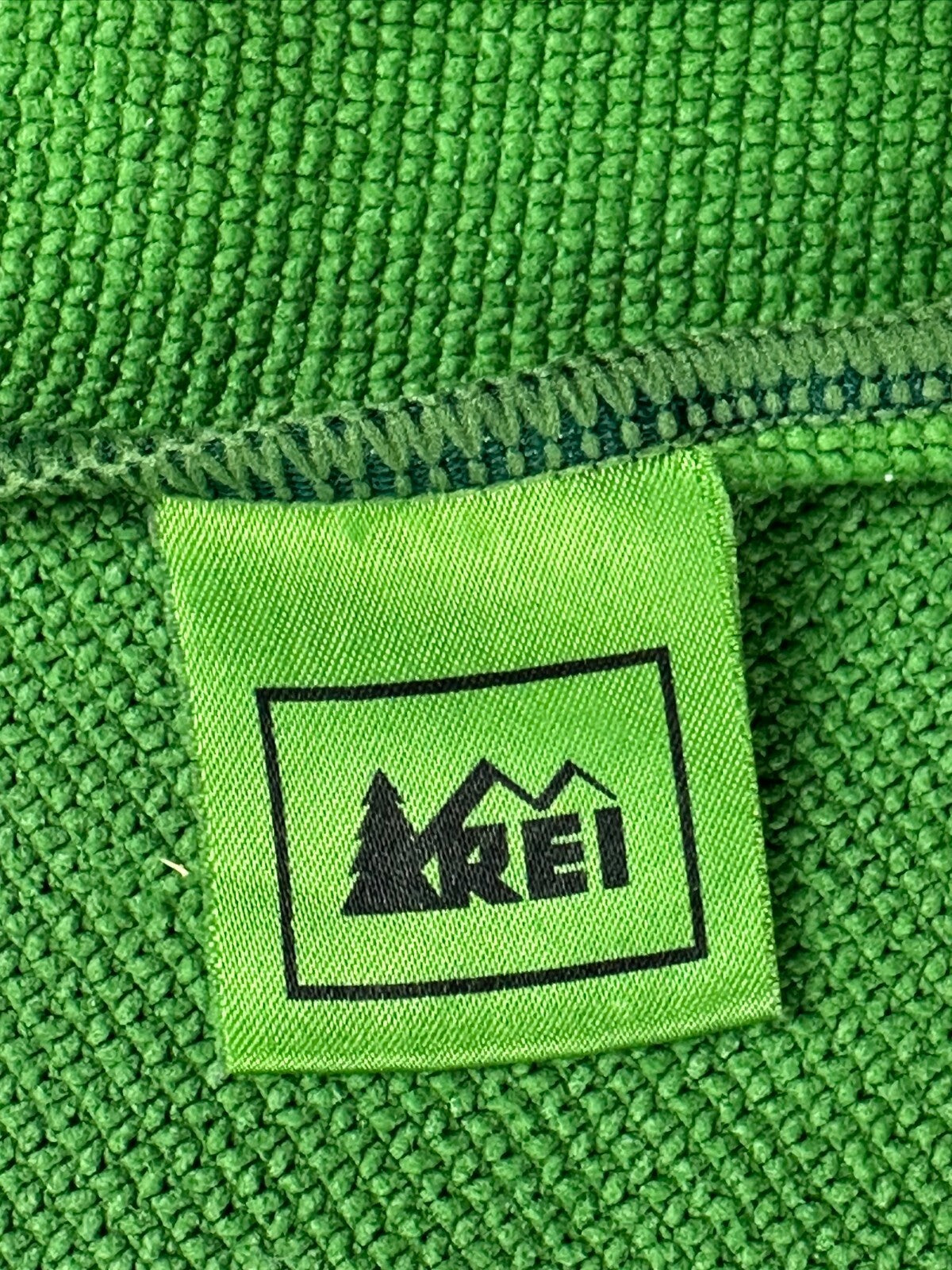 REI Green Microfiber Travel Towel XXL 36in x 58in Fast Drying Camp Hiking Gear