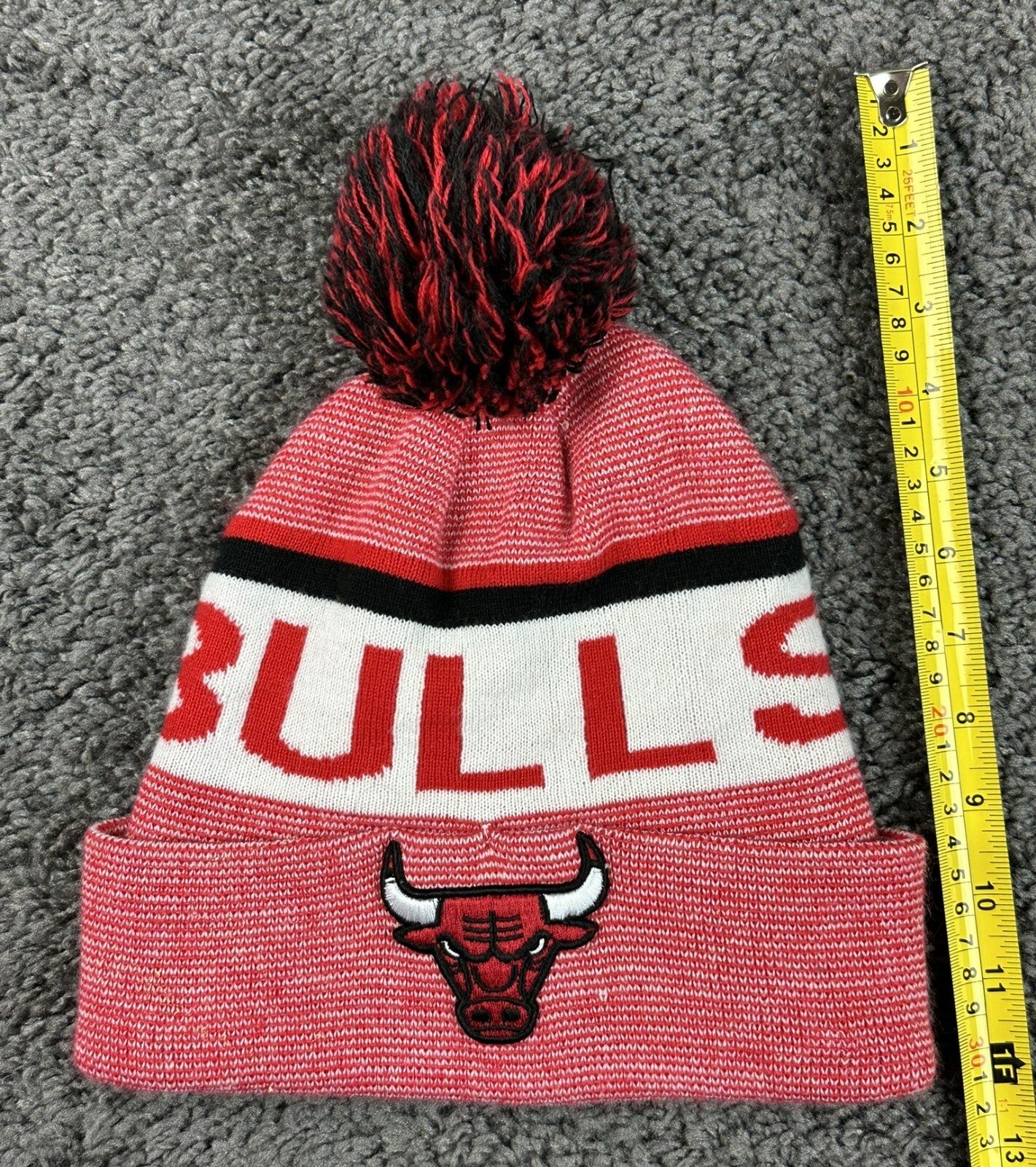 Chicago Bulls NBA Cuffed Knit Beanie Pom Knit Hat Red Ultra Game OSFM One Size