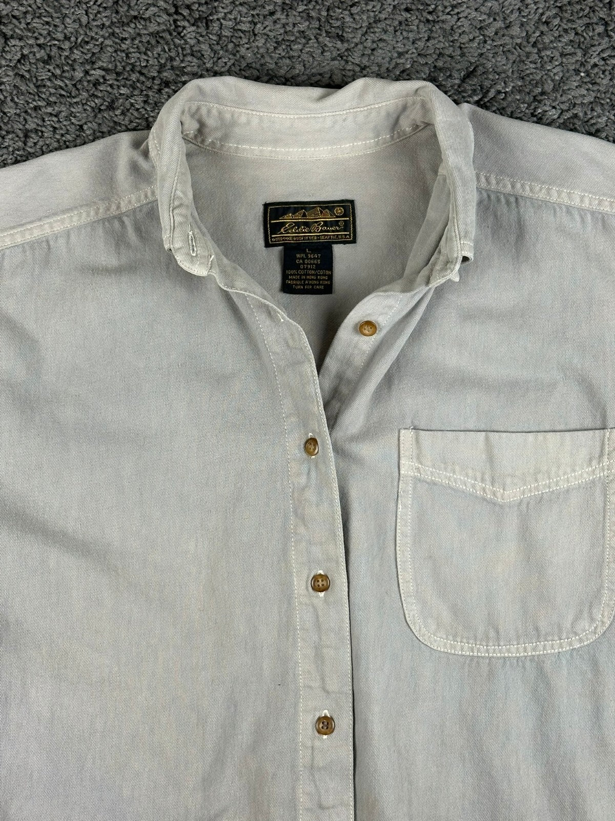 Vintage Eddie Bauer Mens L Light Gray 100% Cotton Button Down Shirt