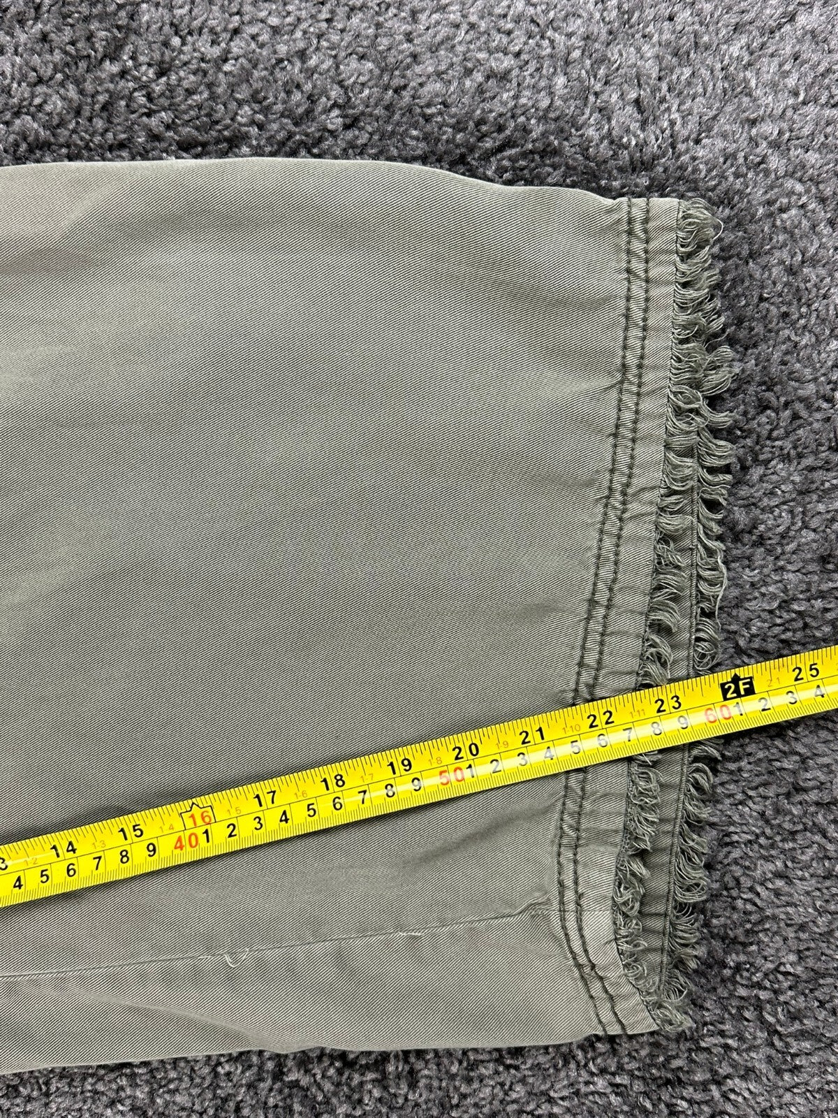 C&C California Pants Womens M Olive Green 100% Lyocell Wide Leg Crop Raw Hem