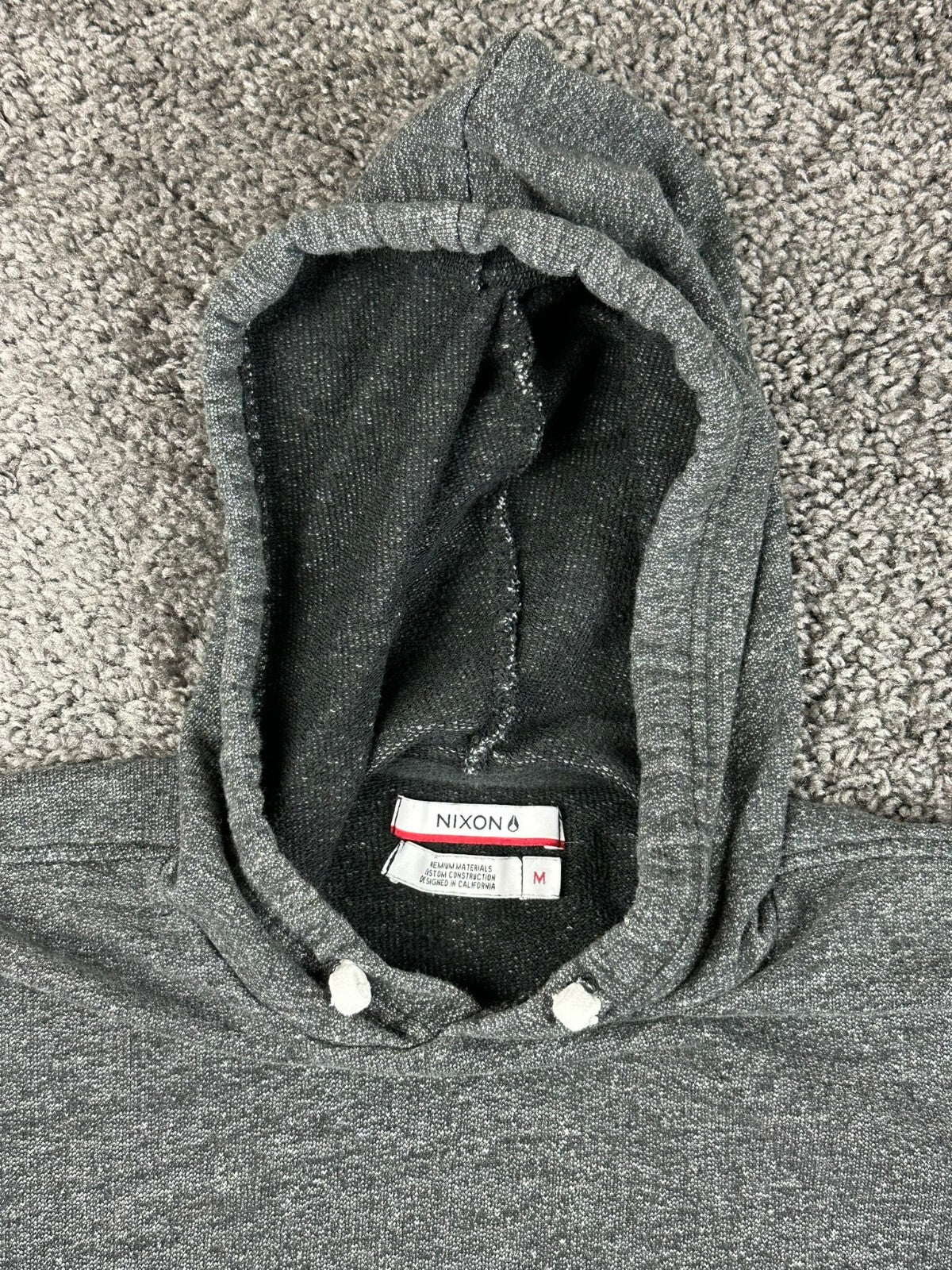 Nixon Press Pullover Hoodie Mens Charcoal Heather Gray Sweatshirt Sz Medium