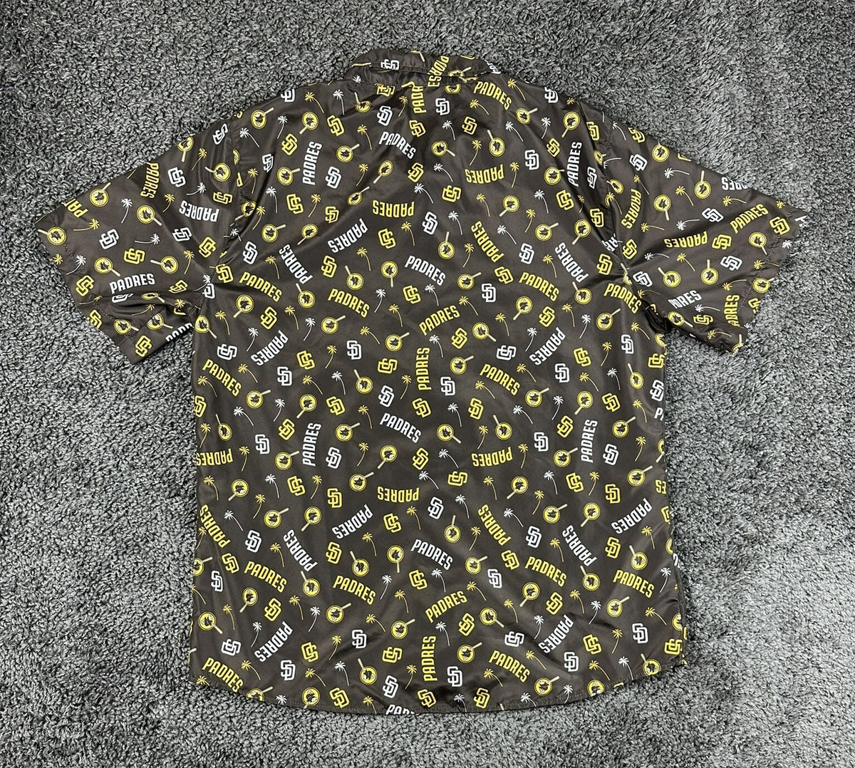 San Diego Padres Men's Large L BDA Hawaiian Shirt Button Up All Over Print SGA