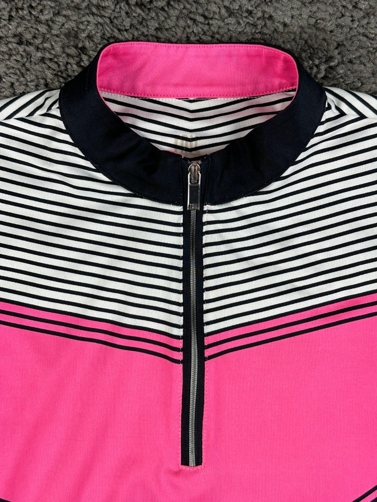 Tail Activewear Womens S Pink Geometric Sleeveless Quarter Zip Golf Top