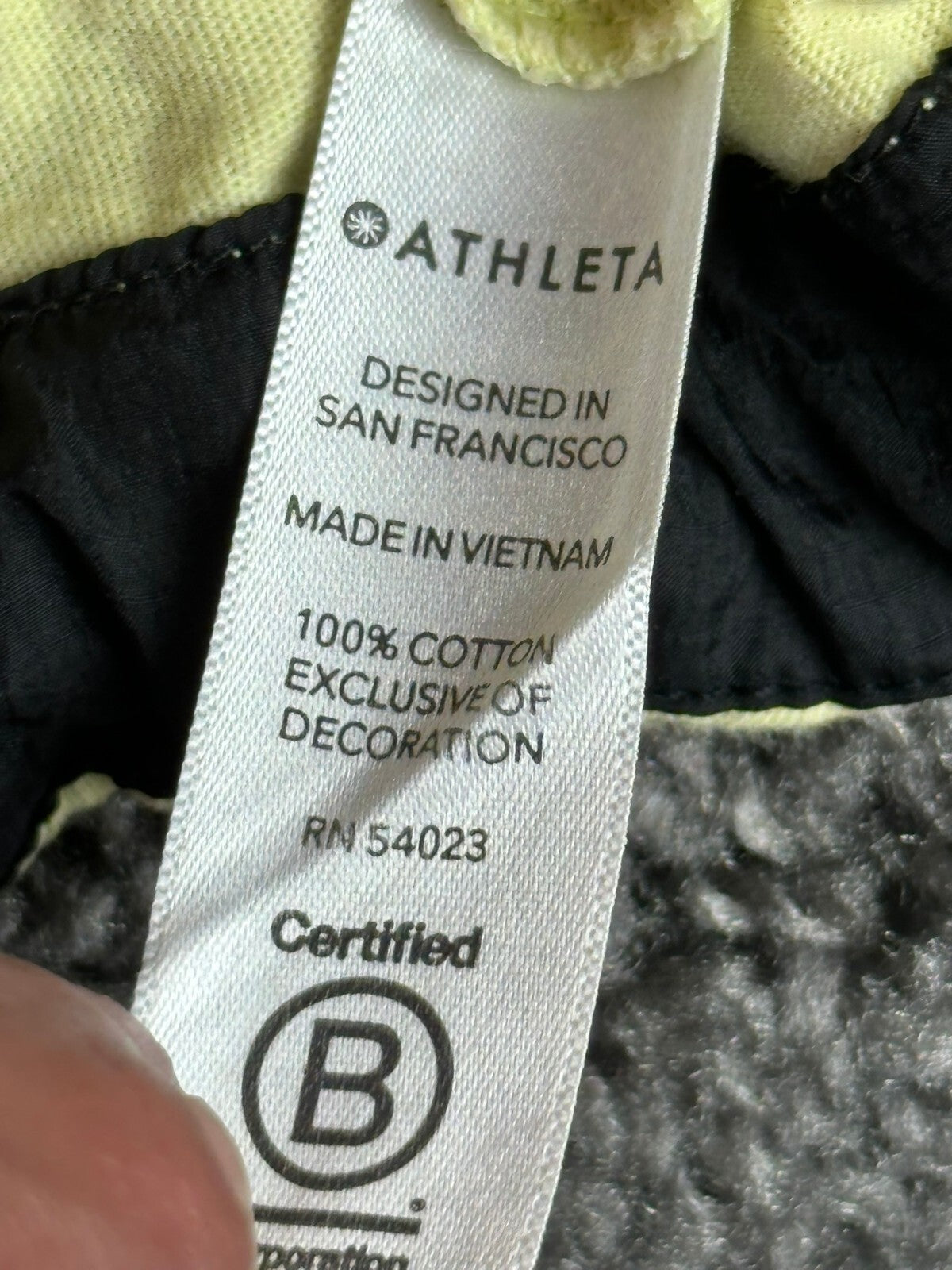 Athleta Organic Daily Bungee Tank Top Yellow Size Small Pocket Drawstring