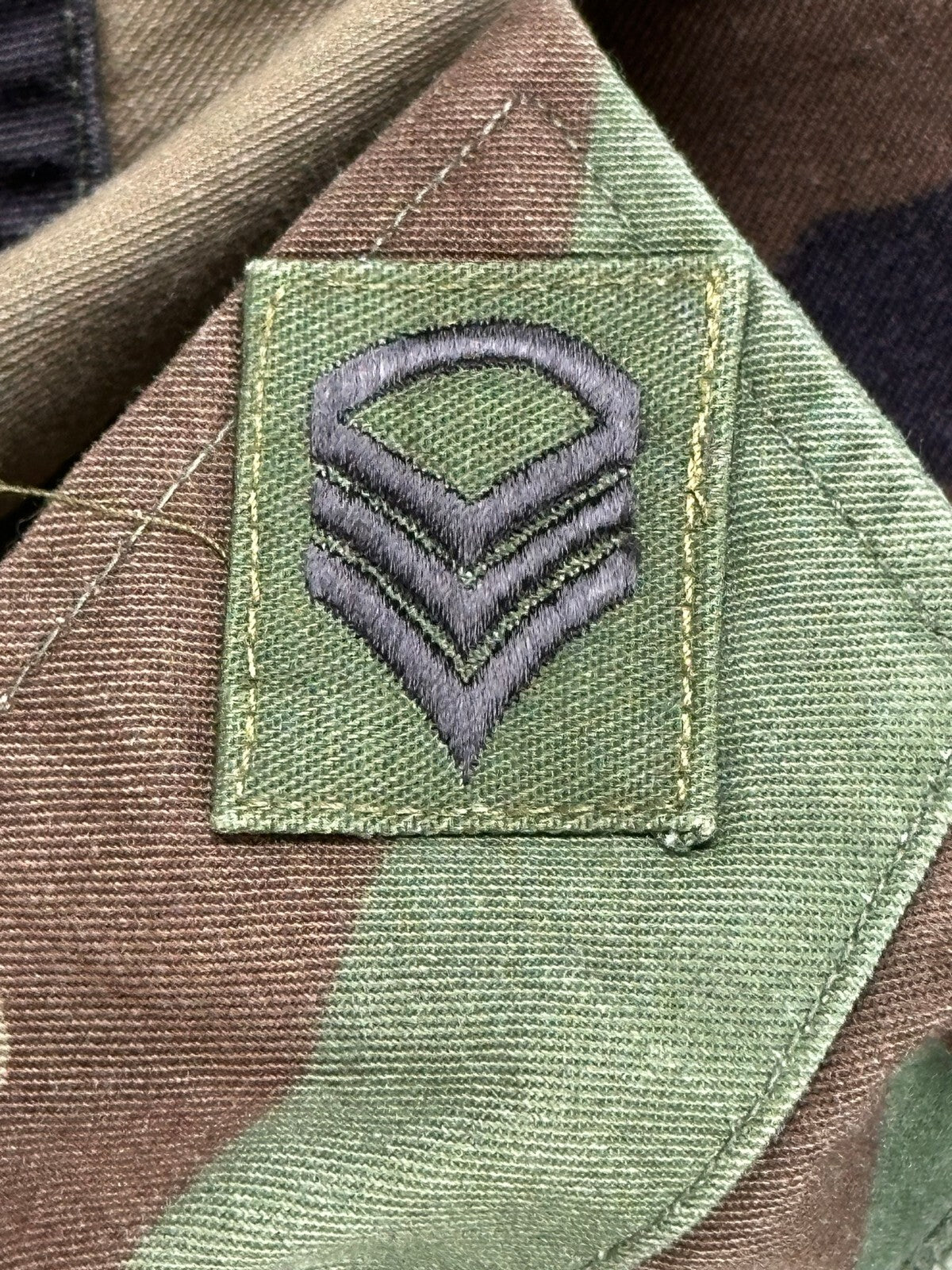Vintage US Army Special Forces Airborne Woodland Camo BDU Jacket Small Regular