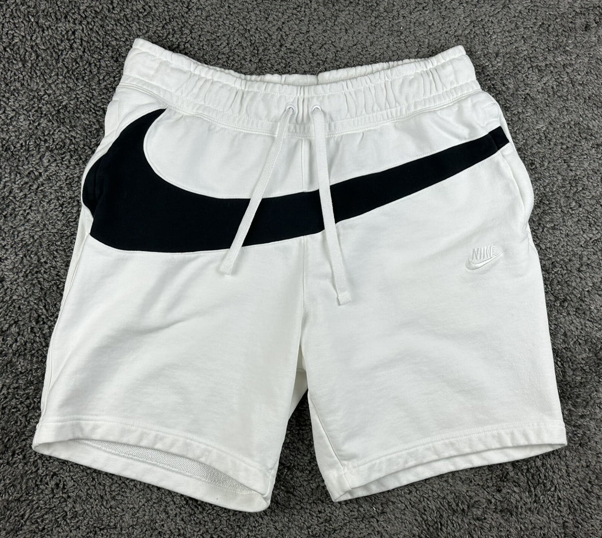 Nike NSW HBR Big Swoosh Fleece Shorts Mens XL White Black AR3161-100