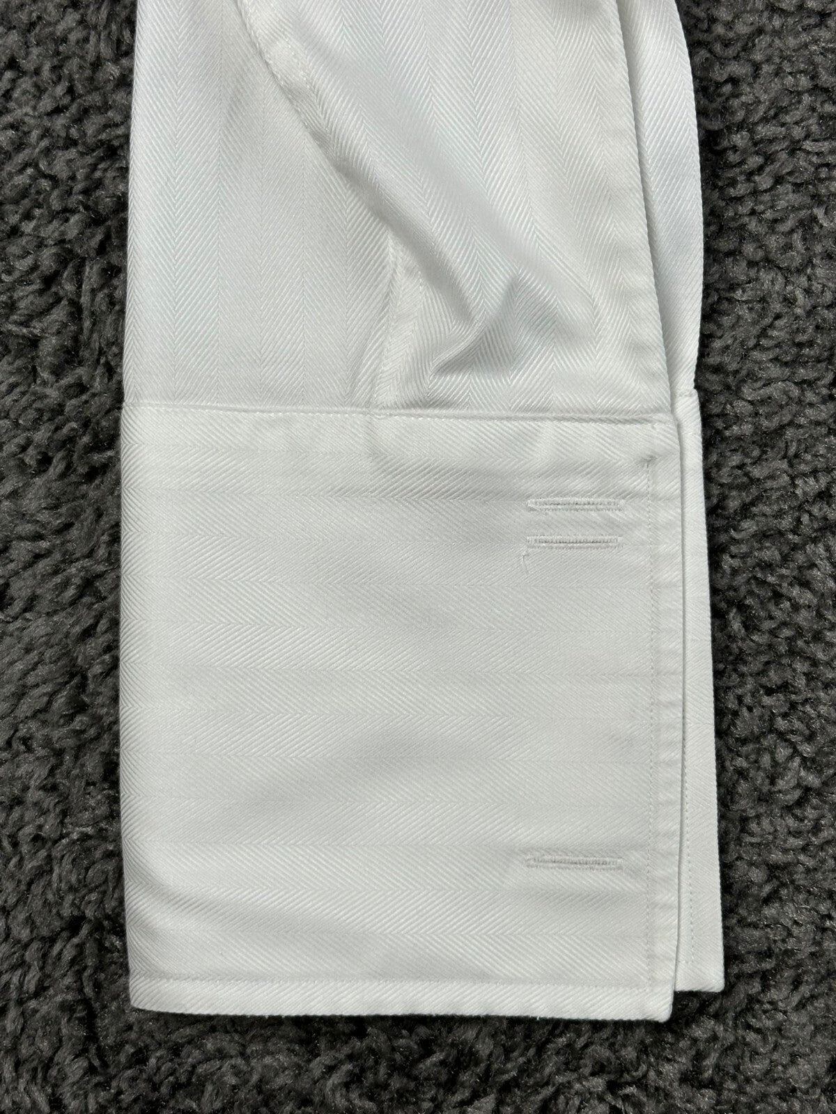 Charles Tyrwhitt Mens White Herringbone Non Iron French Cuff Dress Shirt 17/37