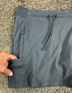 Athleta Trekkie Skort Womens Gray Blue Hiking Travel Skirt Zip Pockets Size 0