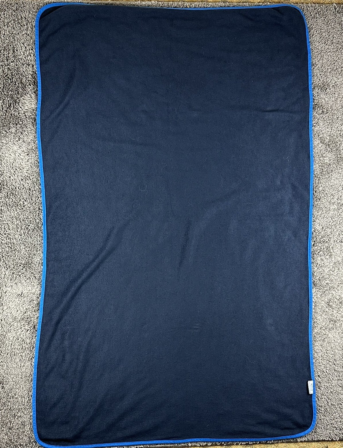 Delta Airlines Globalc First Class Navy Blue Eco Fleece Blanket 59x38"