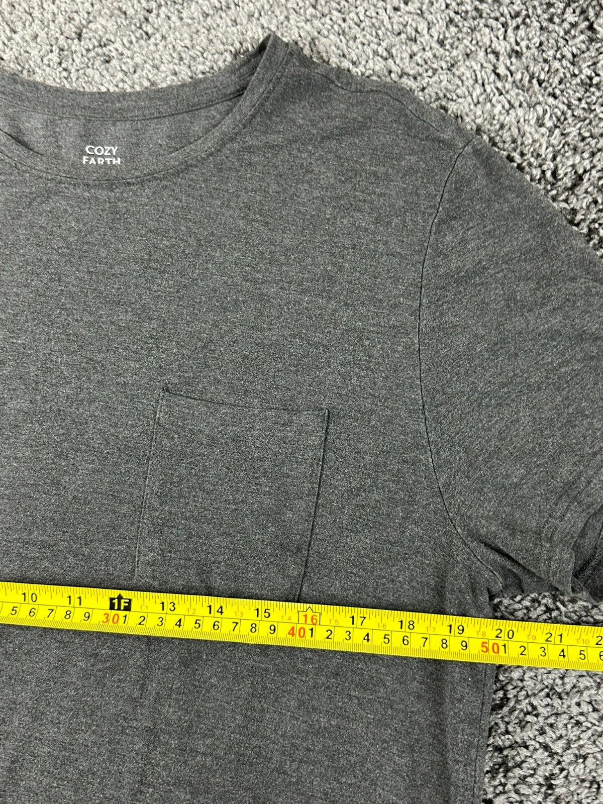 Cozy Earth Mens Gray Pocket T-Shirt Bamboo Viscose Stretch Tee Sz Medium