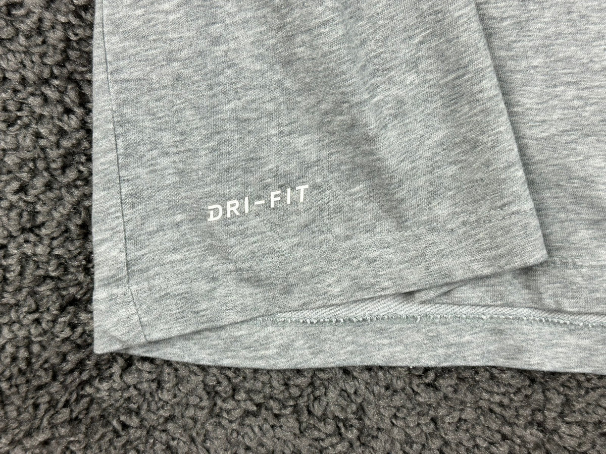Nike Mens XL Heather Grey Elite World Long Sleeve T-Shirt Dri-Fit