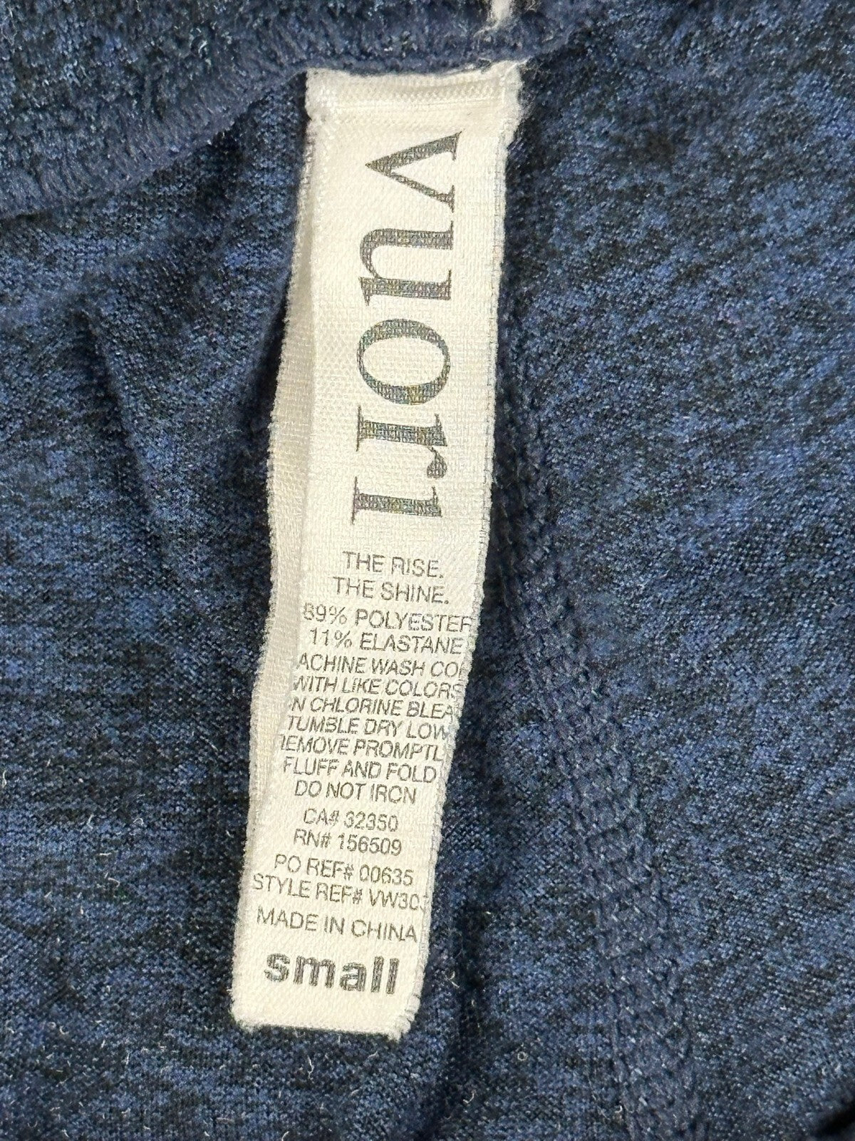 Vuori Womens S Performance Joggers DreamKnit Navy Blue Heather Crop Sweatpants