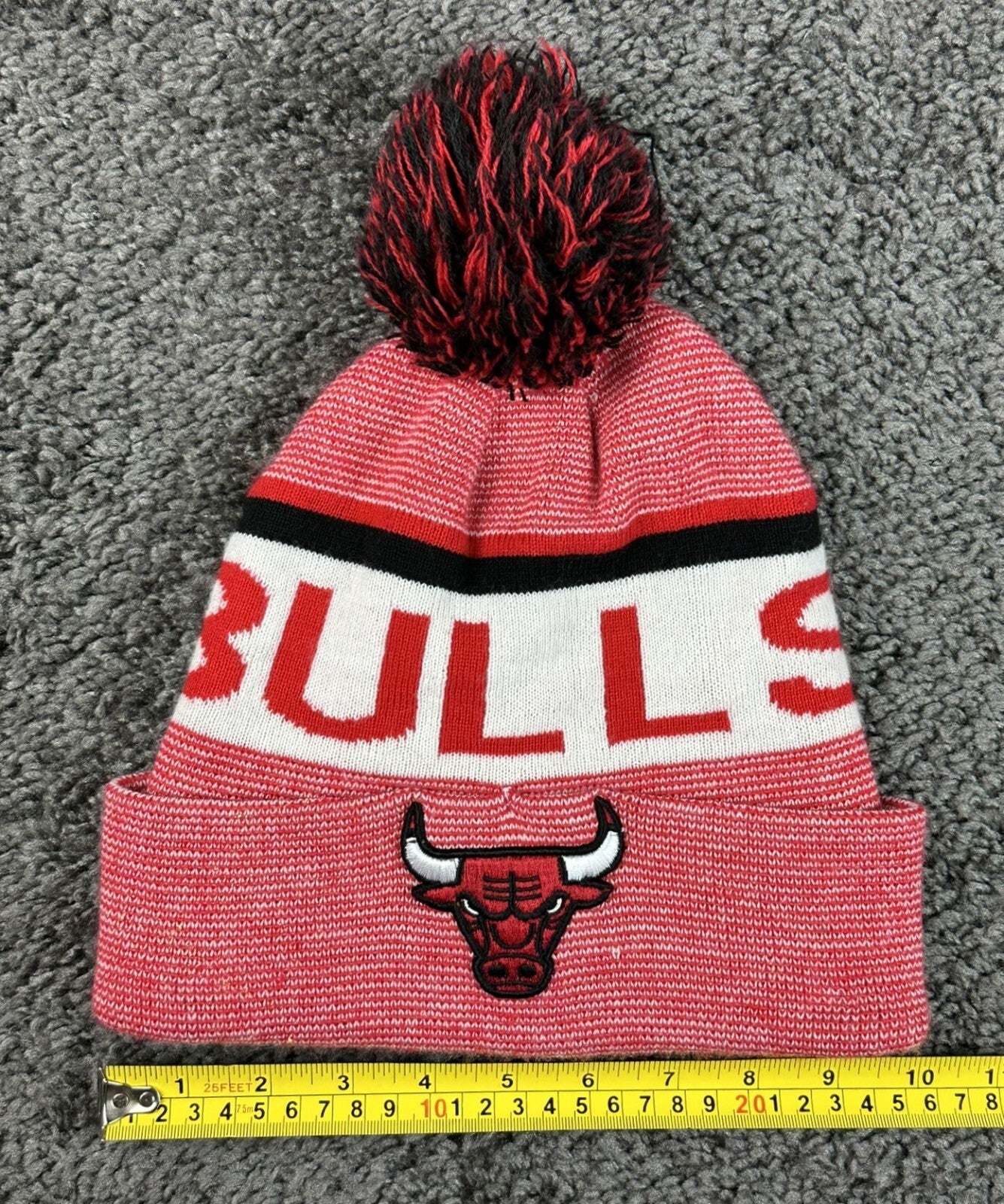 Chicago Bulls NBA Cuffed Knit Beanie Pom Knit Hat Red Ultra Game OSFM One Size