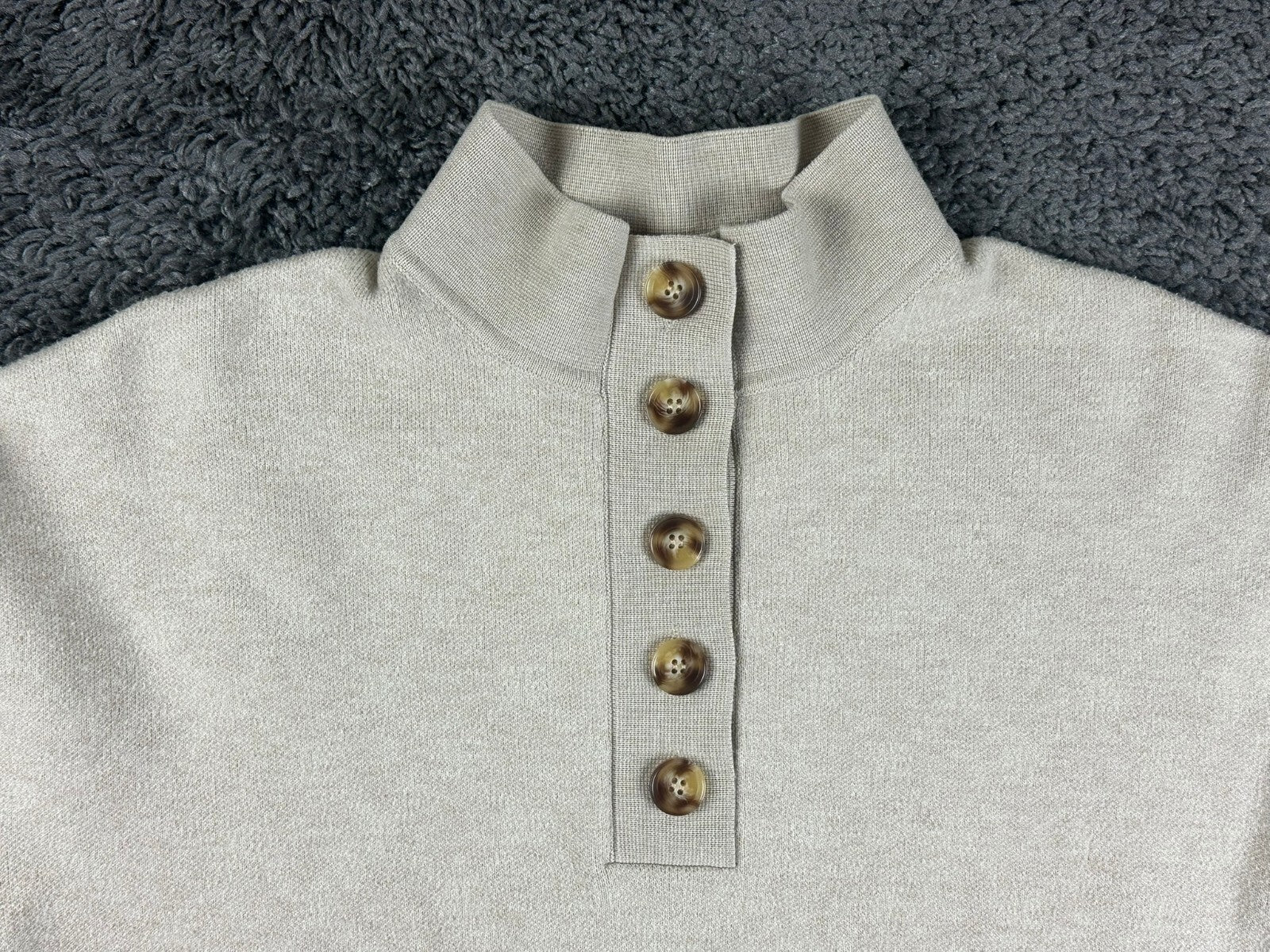 EllandEmm Womens Sweater Beige XS Mock Neck Button Pullover Quiet Luxury