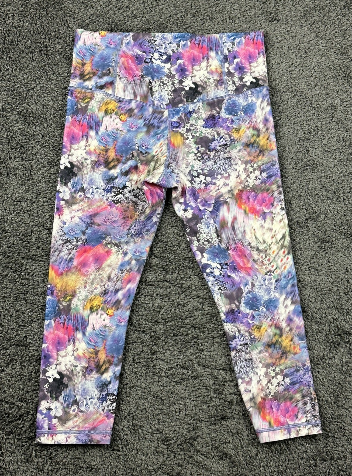 Athleta Elation Capris Floral High Rise Leggings Medium M Activewear