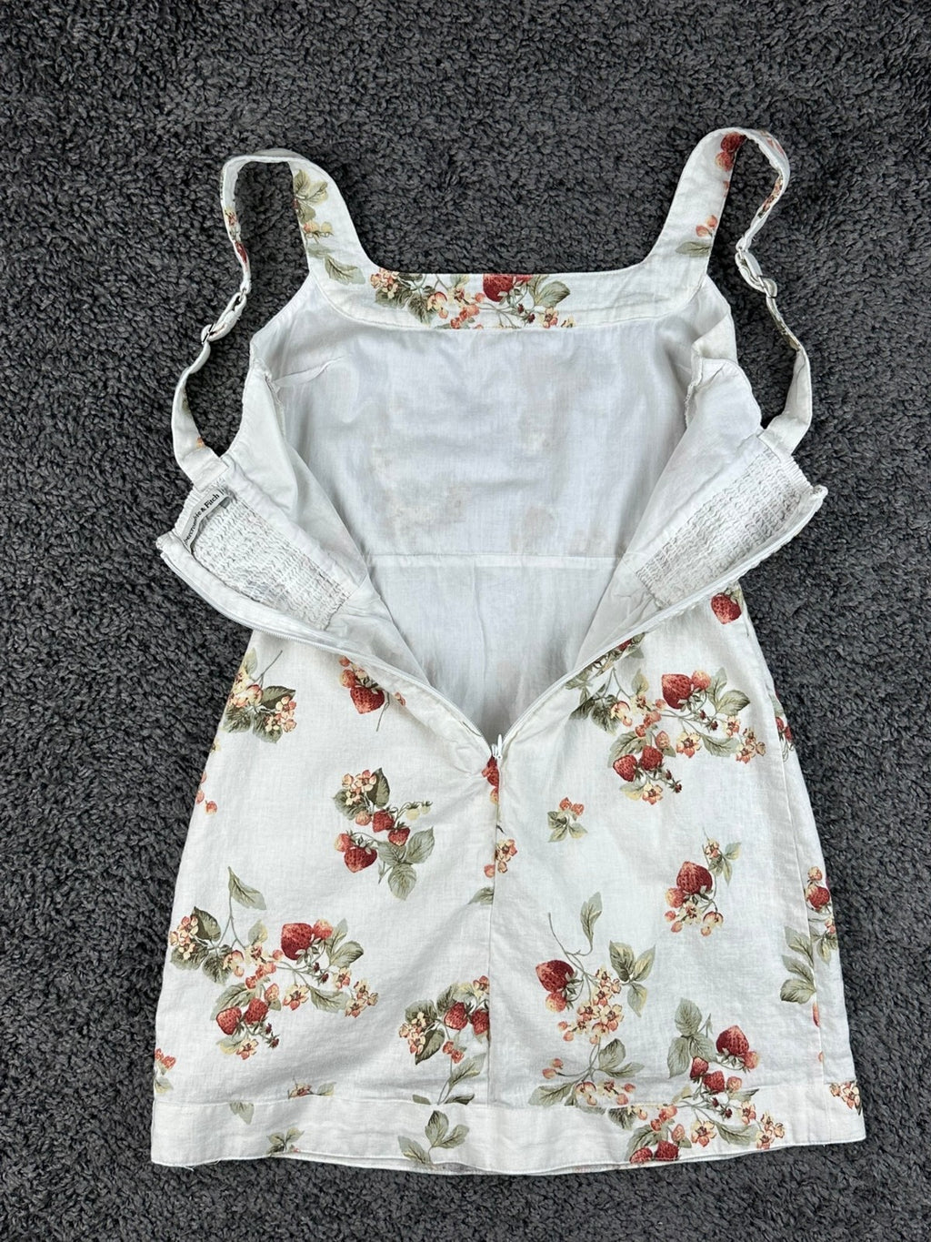 Abercrombie & Fitch Dress Womens XSP Sundress White Strawberry Linen
