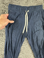 Vuori Womens S Performance Joggers DreamKnit Navy Blue Heather Crop Sweatpants