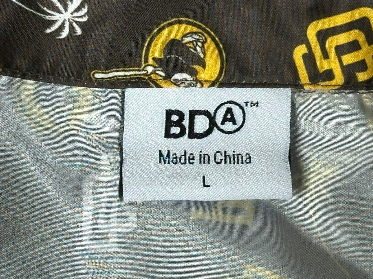 San Diego Padres Men's Large L BDA Hawaiian Shirt Button Up All Over Print SGA