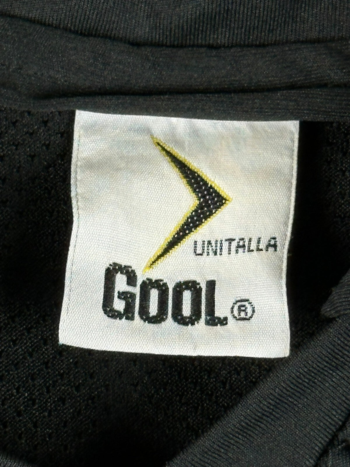 Real Madrid Bwin Soccer Jersey Mens Large Black Isaias 11 Gool Fan Tribute Shirt