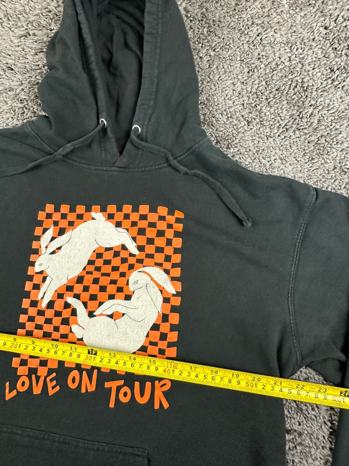 Harry Styles Love On Tour Bunny Rabbit Hoodie Mens L Black Graphic Sweatshirt