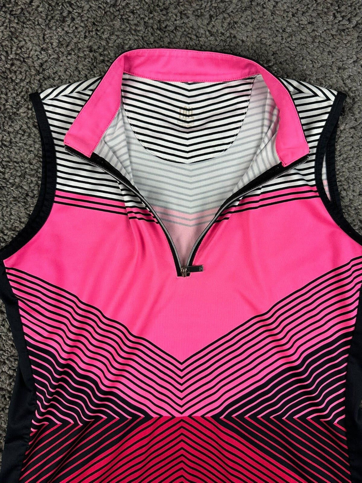 Tail Activewear Womens S Pink Geometric Sleeveless Quarter Zip Golf Top