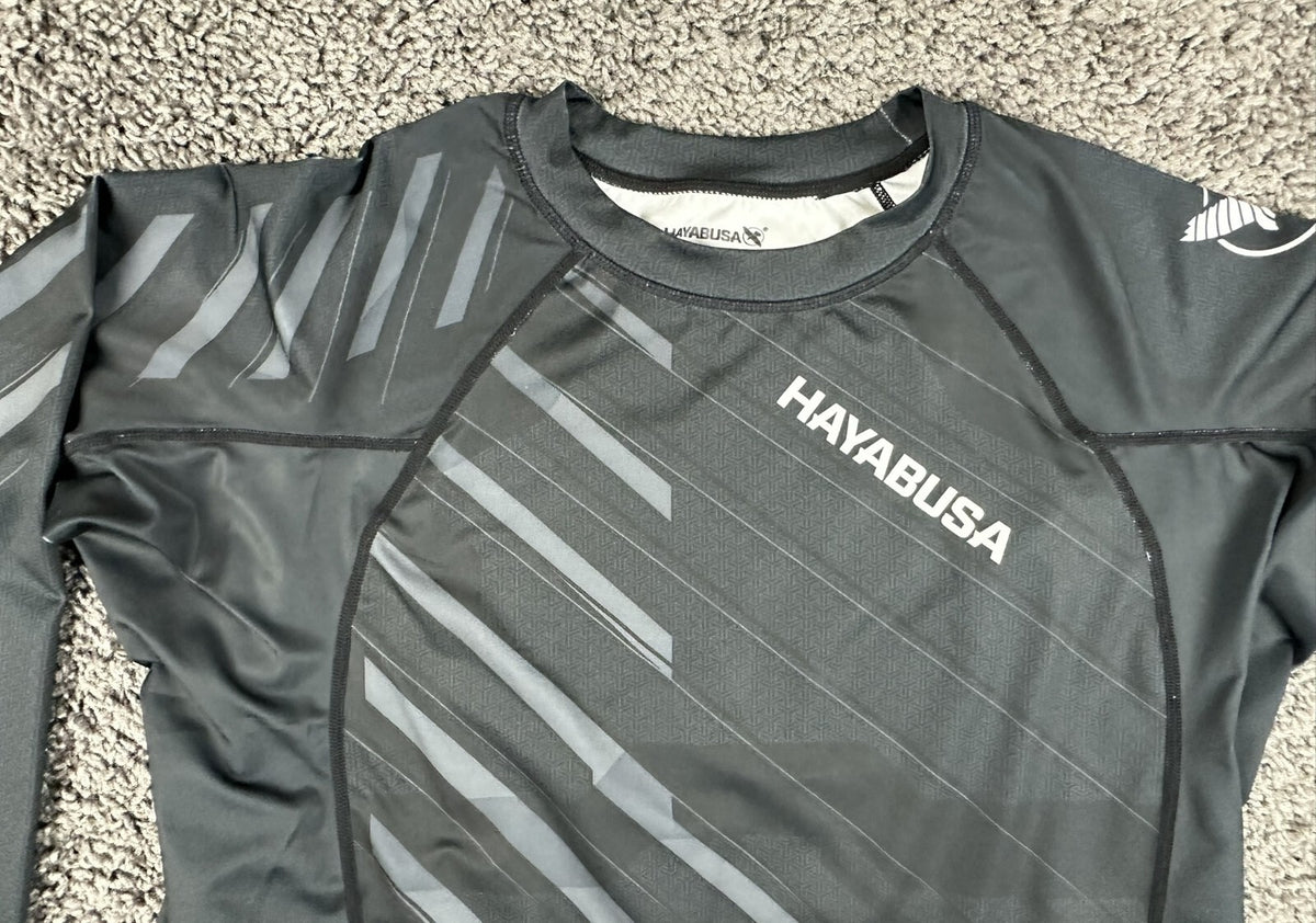 Hayabusa Mens XXL Black Geo Liquid Ti Long Sleeve Rash Guard Compression Shirt